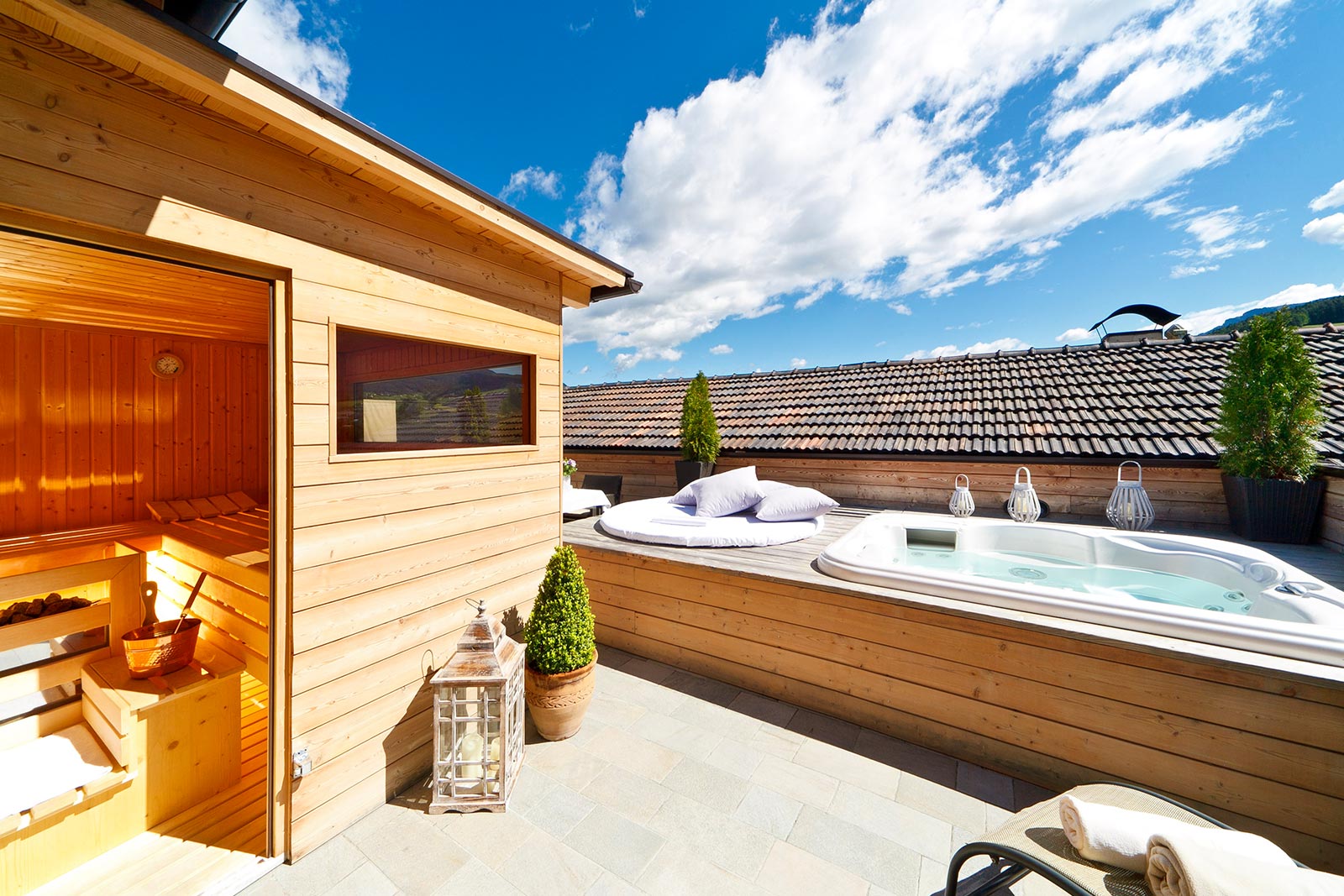 Wellness Suite With Private Spa Garden Hotel V lser Hof